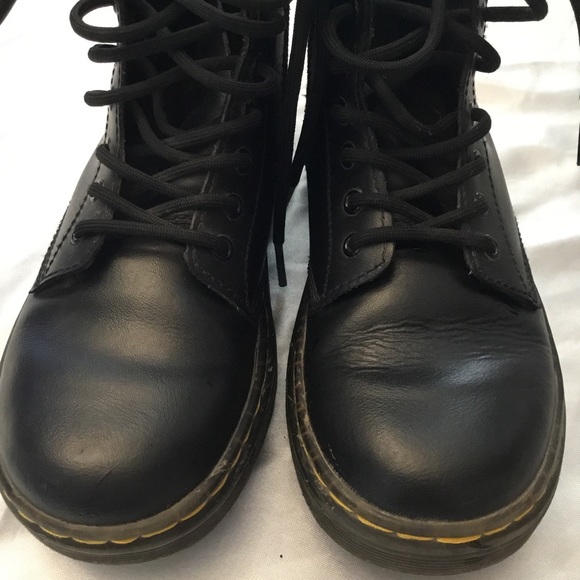 Dr. Martens Zavala Big Kid Combat Boot Size 2 - Picture 5 of 13